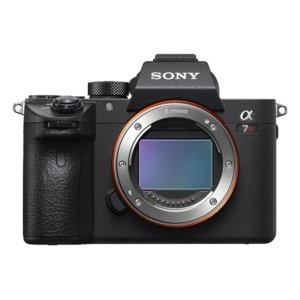 α7R Iii 35mm Full-Frame Camera Black