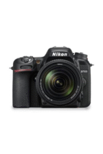 D7500-DSLR-with-AF-S-DX-NIKKOR-18-140mm f-3.5-5.6 G-ED-VR